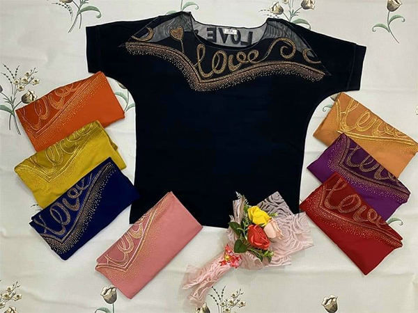 Một số mẫu trang phục trung niên tại store