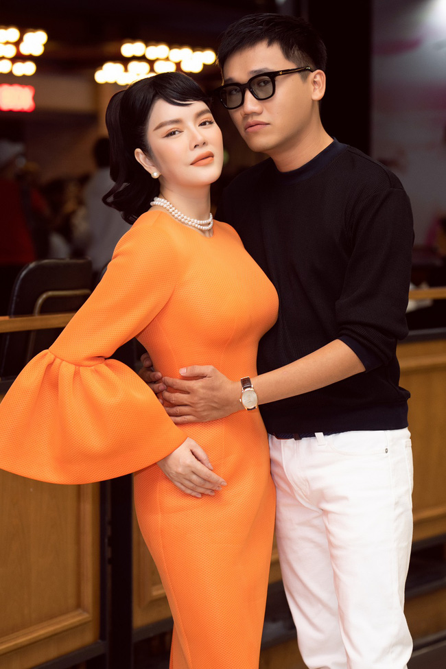 Không đợi được Lý Nhã Kỳ, Mr. Cần Trô công khai tỏ tình mỹ nhân khác, là người quen showbiz - 2