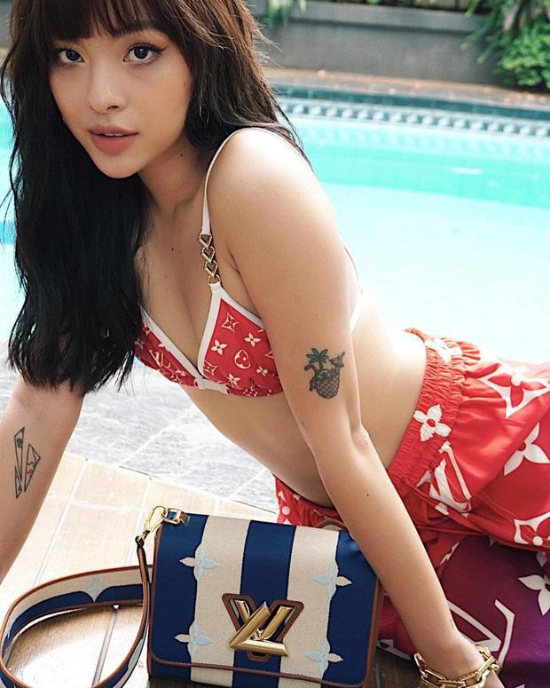 Cùng đụng hàng một mẫu bra hàng hiệu nổi bật, sao Việt nào chiếm ưu thế hơn? - 3