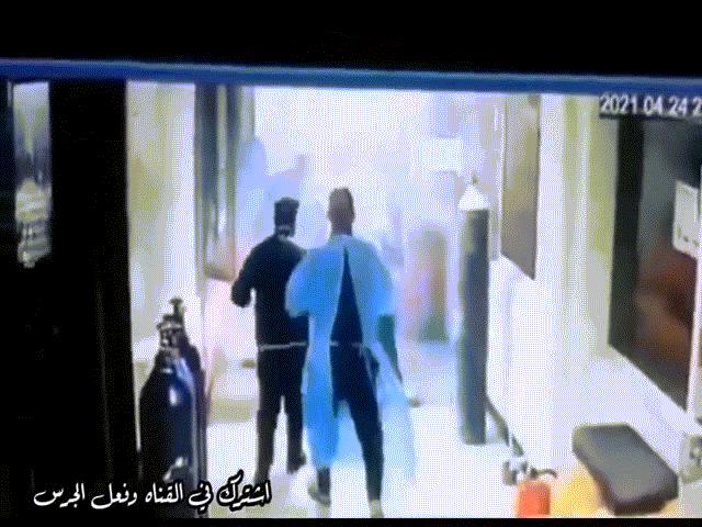 Thế giới - Video khoảnh khắc bình oxy tại bệnh viện Baghdad phát nổ, 82 người tử nạn