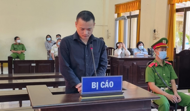 Bị cáo Nguyễn Tiến Ngọc tại phiên tòa