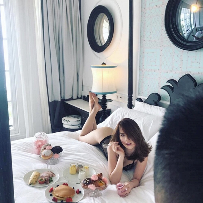 Bỏ qua những xì xào không hay, có lần Ngọc Trinh lên tiếng đáp trả cư dân mạng bằng ngôn ngữ đanh thép.
