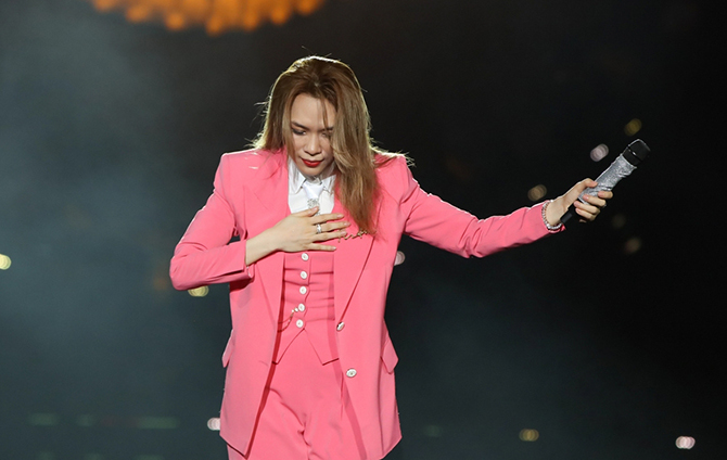 Mỹ Tâm khẩn cấp hoãn liveshow ở Hà Nội dù đã chuẩn bị gần xong - 1