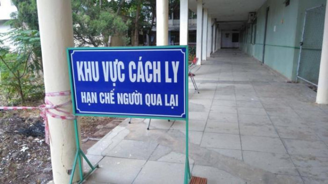 Cách ly 11 người sang Lào dự lễ bốc mả