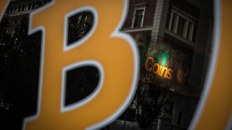 Thêm một sàn giao dịch khổng lồ sụp đổ, giá Bitcoin vẫn tăng chóng mặt - 1
