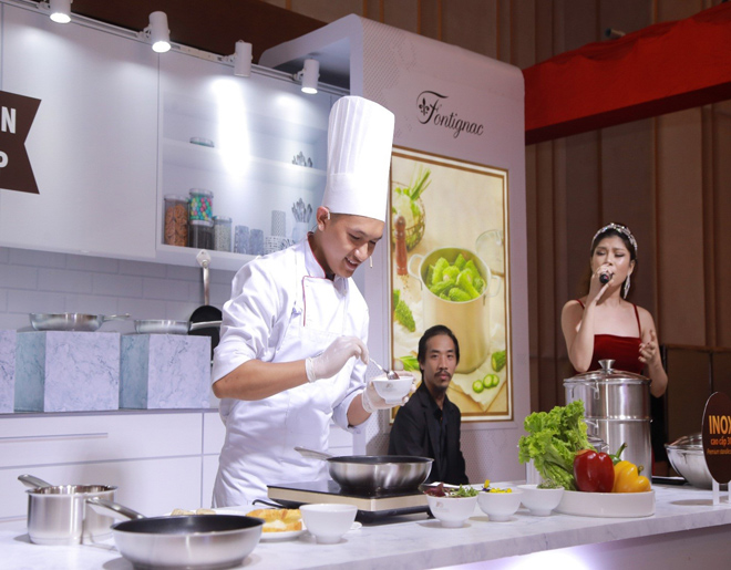 &nbsp;&nbsp;&nbsp;&nbsp;&nbsp;&nbsp;&nbsp; Với đầu bếp Vũ Nhất Thông, ẩm thực đã trở thành phần không thể thiếu trong cuộc đời