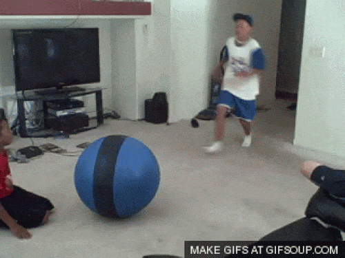 "Chơi bóng" cũng nhiều rủi ro lắm nhé các bạn trẻ! - 5