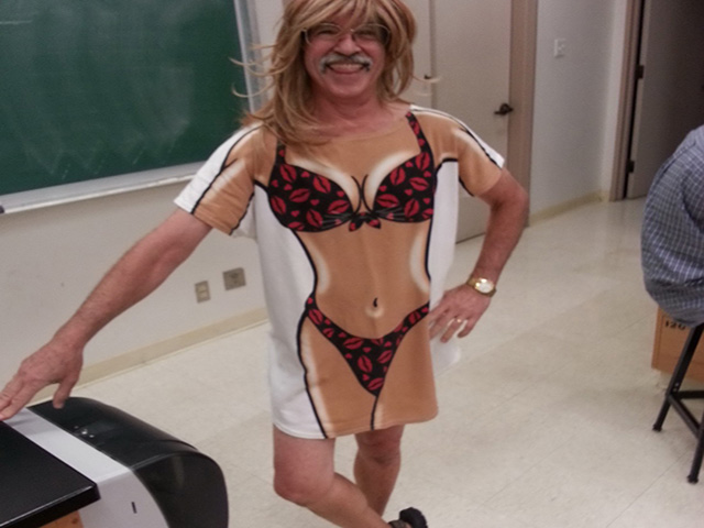 Tranh vui - Dân tình ngả nghiêng với những con người khó đỡ nhất trên đời