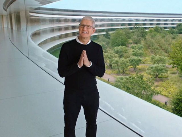 Vì sao nhân viên Facebook gọi Tim Cook là “kẻ đạo đức giả”?