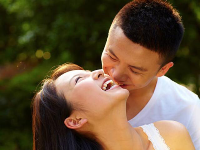 Bạn trẻ - Cuộc sống - Vợ khôn ngoan đưa Luật Hấp dẫn vào hôn nhân để gia đình bình an, thịnh vượng