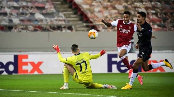 Trực tiếp bóng đá Villarreal - Arsenal: Rulli xuất thần cản phá Aubameyang (Hết giờ) - 43