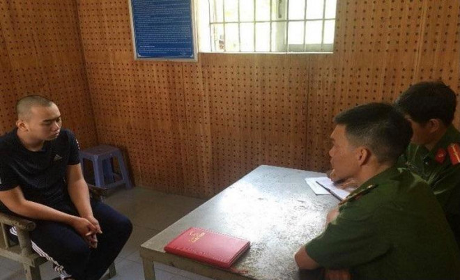 1 trong 2 đối tượng cầm đầu