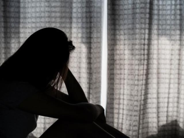 Pháp luật - Ép bạn con gái người tình uống rượu say, gã đàn ông giở trò đồi bại: Bước ra ánh sáng