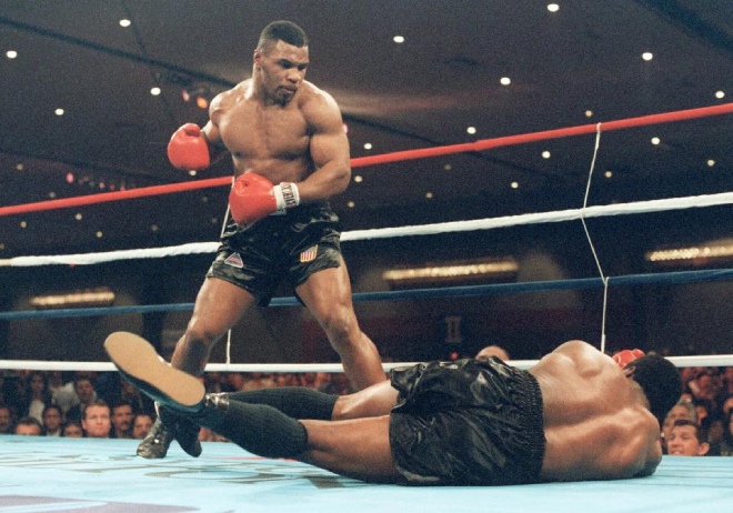Mike Tyson đút túi 200.000 USD cho mỗi trận thắng knock-out trong hiệp 1