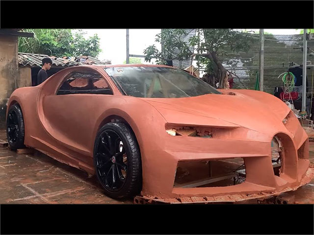Ô tô - Bugatti Chiron phiên bản đất sét "made in Việt Nam" gây sốt truyền thông quốc tế