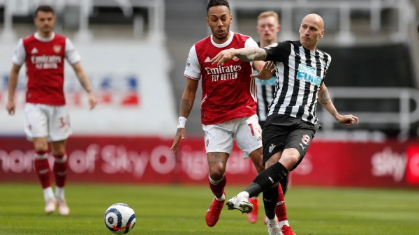 Trực tiếp bóng đá Newcastle - Arsenal: Nỗ lực bất thành (Hết giờ) - 15