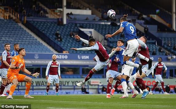 Video Everton - Aston Villa: Đôi công mãn nhãn, siêu phẩm định đoạt - 1