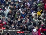 Thế giới - Video: &quot;Biển người&quot; TQ đổ xô đi du lịch