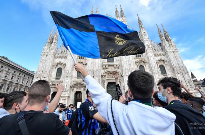 Inter lật đổ Juventus sau 9 năm, triệu fan ăn mừng bất chấp Covid-19 - 9