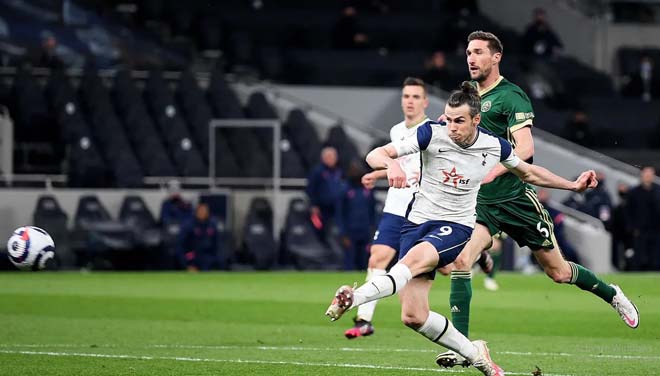 Gareth Bale tỏa sáng, giúp Tottenham giành trọn 3 điểm