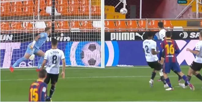 Trực tiếp bóng đá Valencia - Barcelona: Messi bị phong tỏa, Barca âu lo - 12