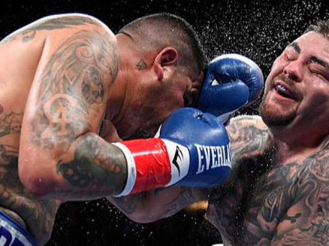 Thể thao - Ẩu đả ngoài võ đài cuộc so găng hạng nặng ở California