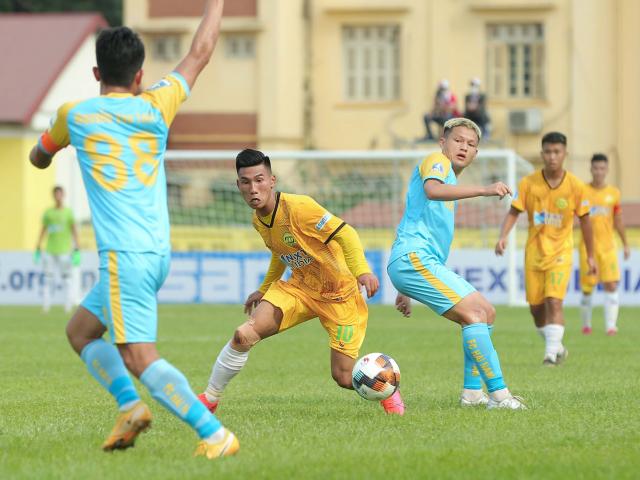 Bóng đá - Lê Quốc Vượng tiết lộ áp lực vô hình khiến đội bóng "Tự hào Tây Bắc" hòa 0-0