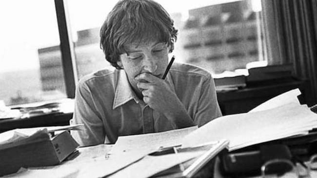 Bill Gates tại văn phòng làm việc của mình ở Bellevue, Washington vào năm 1980.

