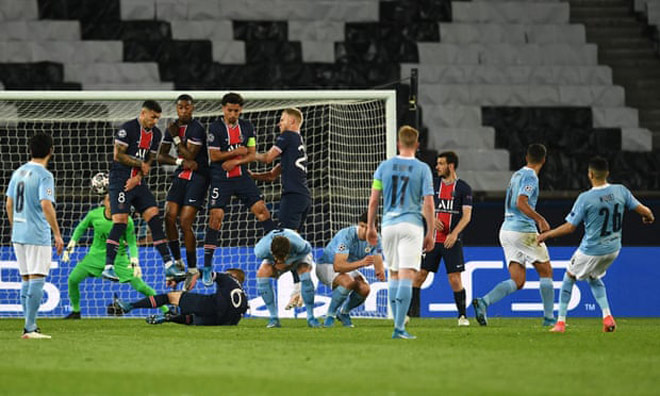Trực tiếp bóng đá Man City - PSG: Bernardo Silva suýt hại Man City - 23