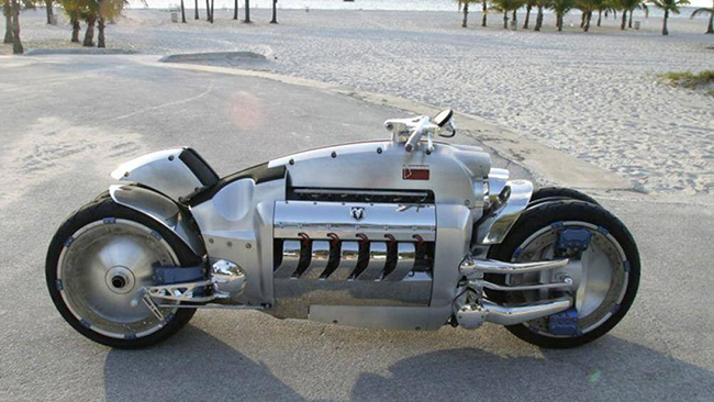 1. Dodge Tomahawk 2003 (thời gian tăng tốc từ 0-96 km/h: 1,6 giây)
