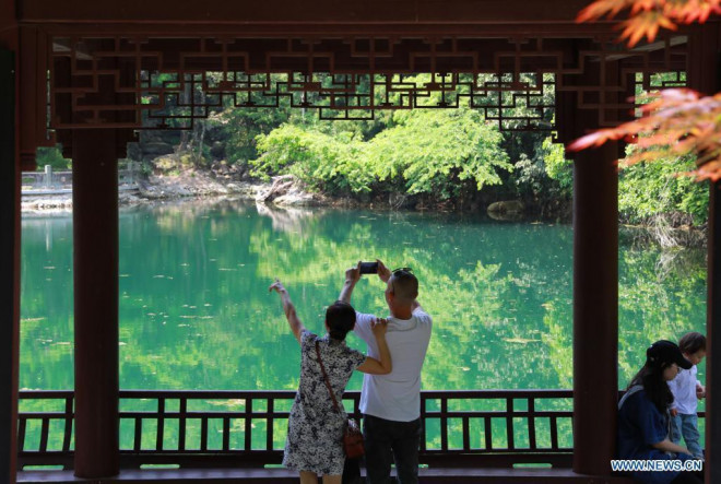 Khu danh thắng ở Hàng Châu (Chiết Giang, Trung Quốc). Ảnh: China Daily