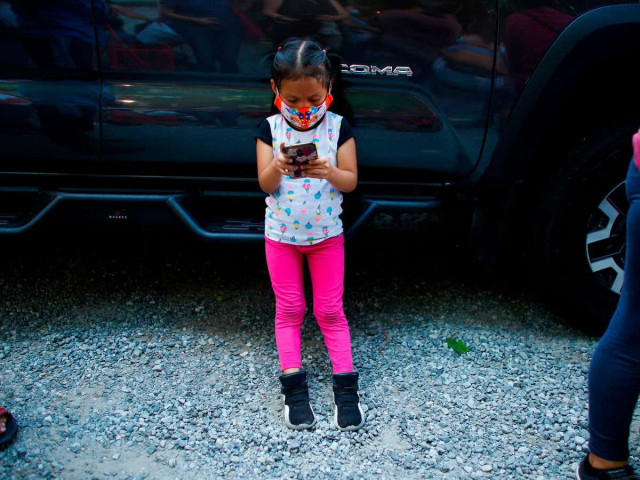 Công nghệ thông tin - 60% các ứng dụng tại trường học chia sẻ dữ liệu của con bạn