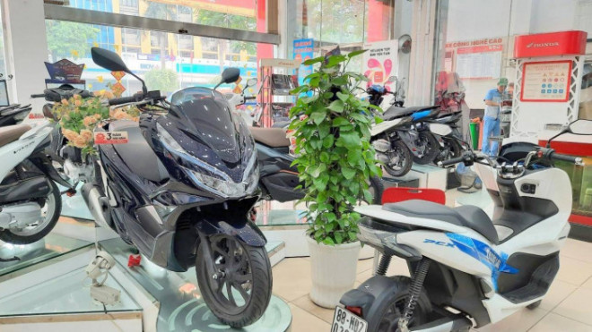 Số người dùng xe máy tại Việt Nam dự báo sẽ tiếp tục tăng trong thập kỷ này. Ảnh: Lam Anh
