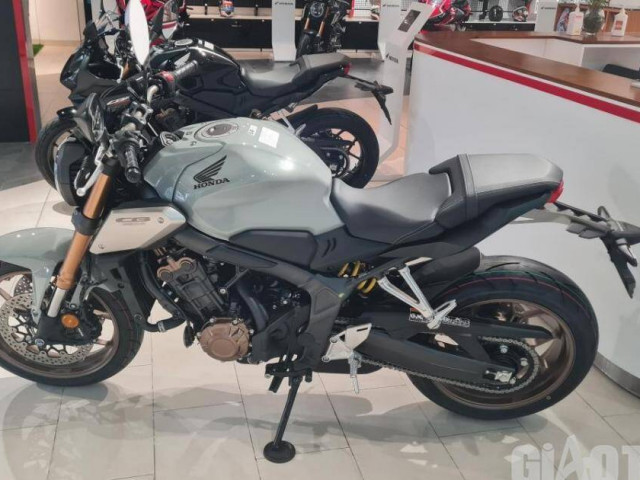 Thế giới xe - Cận cảnh bộ đôi Honda CB650R và CBR650 2021 hoàn toàn mới vừa về Việt Nam