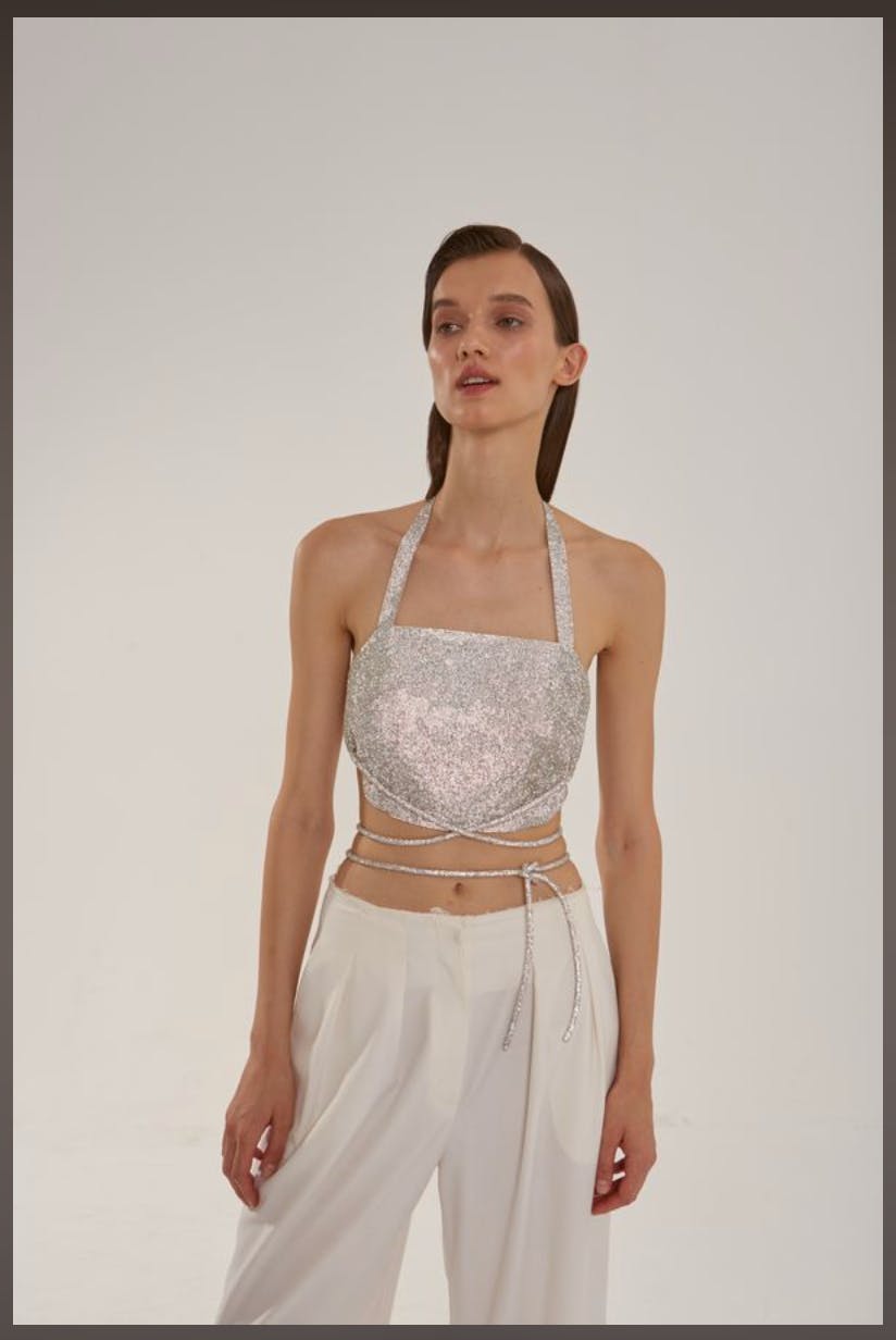 Mùa Xuân Hè 2021 và xu hướng thời trang lấp lánh lên ngôi - 8