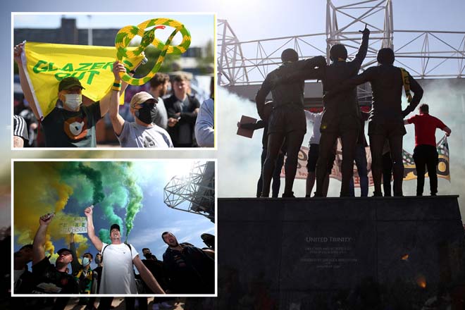 Fan MU biểu tình bên ngoài sân Old Trafford