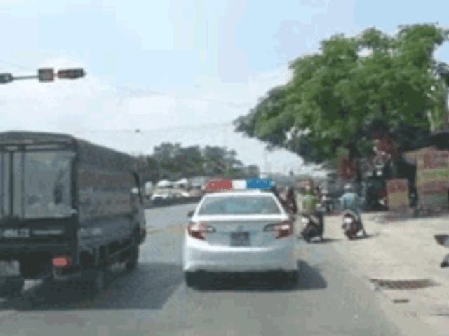 Media - VIDEO: Cảm động CSGT hộ tống đưa quả tim từ Vũng Tàu về Bệnh viện Chợ Rẫy cứu người