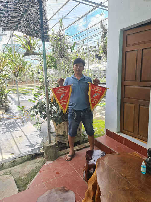 Hành trình vượt khó để thành công của ông chủ vườn lan Hữu Xướng - 2
