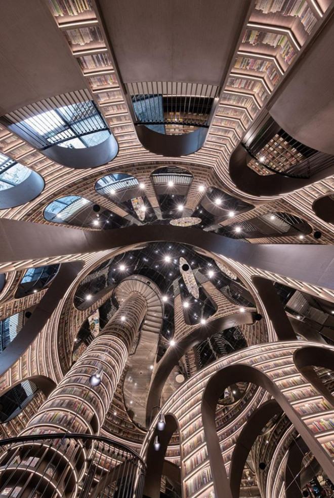 Lạc lối trong nhà sách rộng như mê cung với hơn 80.000 cuốn sách ở Thành Đô - 19