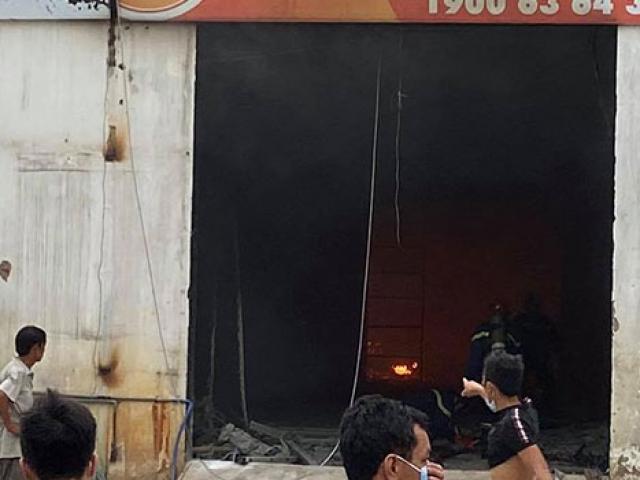 Tin tức trong ngày - Phim trường ở Sài Gòn bốc cháy sau tiếng nổ lớn