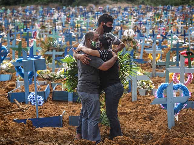 Thế giới - NÓNG nhất tuần: Quốc gia chịu thảm cảnh Covid-19 nặng hơn cả Ấn Độ