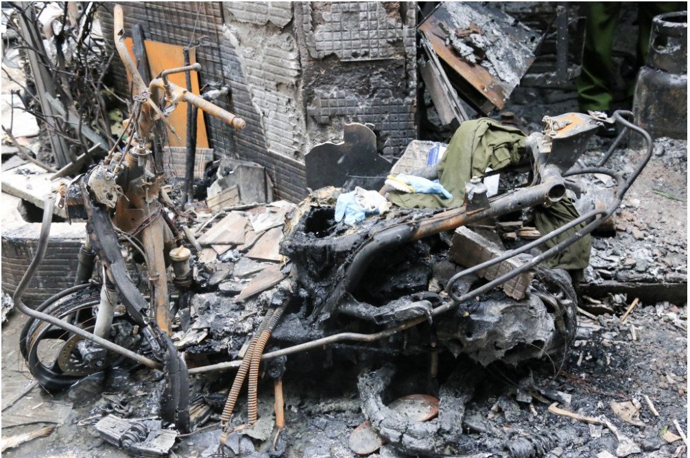 Những “tử huyệt” trong vụ cháy nhà 8 người chết ở TP.HCM - 5