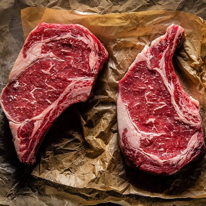 Đàn ông thích chế độ ăn nhiều thịt hơn phụ nữ (Ảnh: Getty Images / iStockphoto)