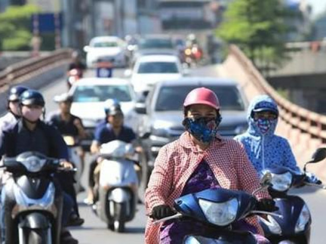 Tin tức trong ngày - Nắng nóng kéo dài, Hà Nội có thể trên 38 độ