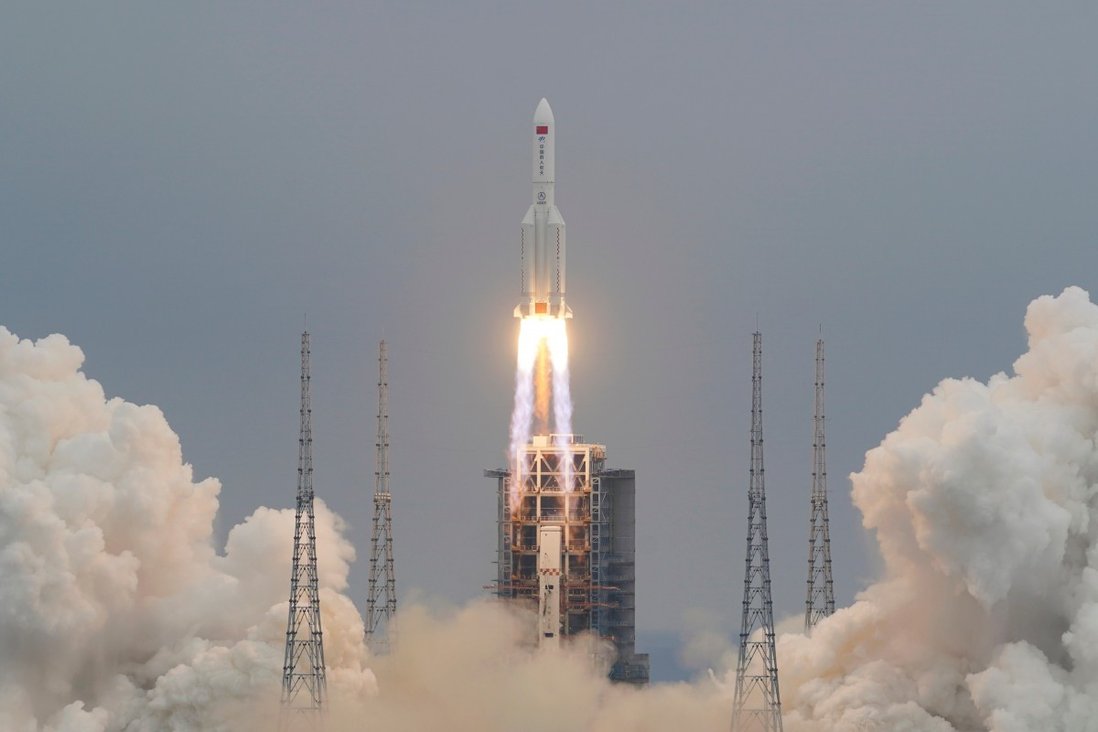 Tên lửa Trường Chinh 5B được phóng lên không gian vào ngày 29.4.
