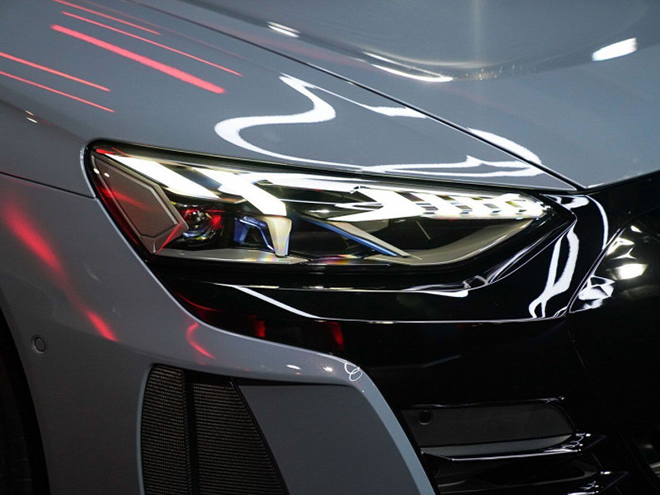 Xe điện Audi e-Tron GT công bố giá bán hơn 2,7 tỷ đồng tại châu Âu - 5