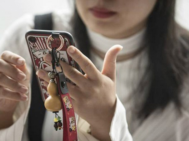 Bạn trẻ - Cuộc sống - Vợ đến bệnh viện chăm sóc chồng nhưng gặp cảnh tượng "tức phát điên", dứt khoát ly hôn