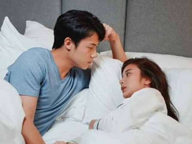 Bạn trẻ - Cuộc sống - Chồng đi nhậu 12 giờ đêm mới về, trong cơn say thấy bàn tay vợ vuốt ve trên mặt mà anh giật mình