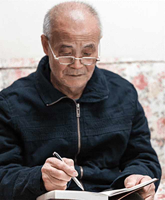 Ông Hoàng Văn Bắc là một nhà giáo đã về hưu