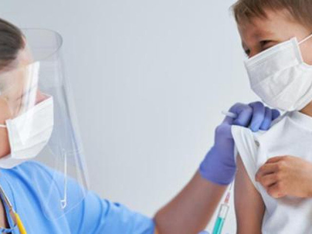 Sức khỏe đời sống - Mỹ bắt đầu tiêm vaccine COVID-19 cho cả trẻ em